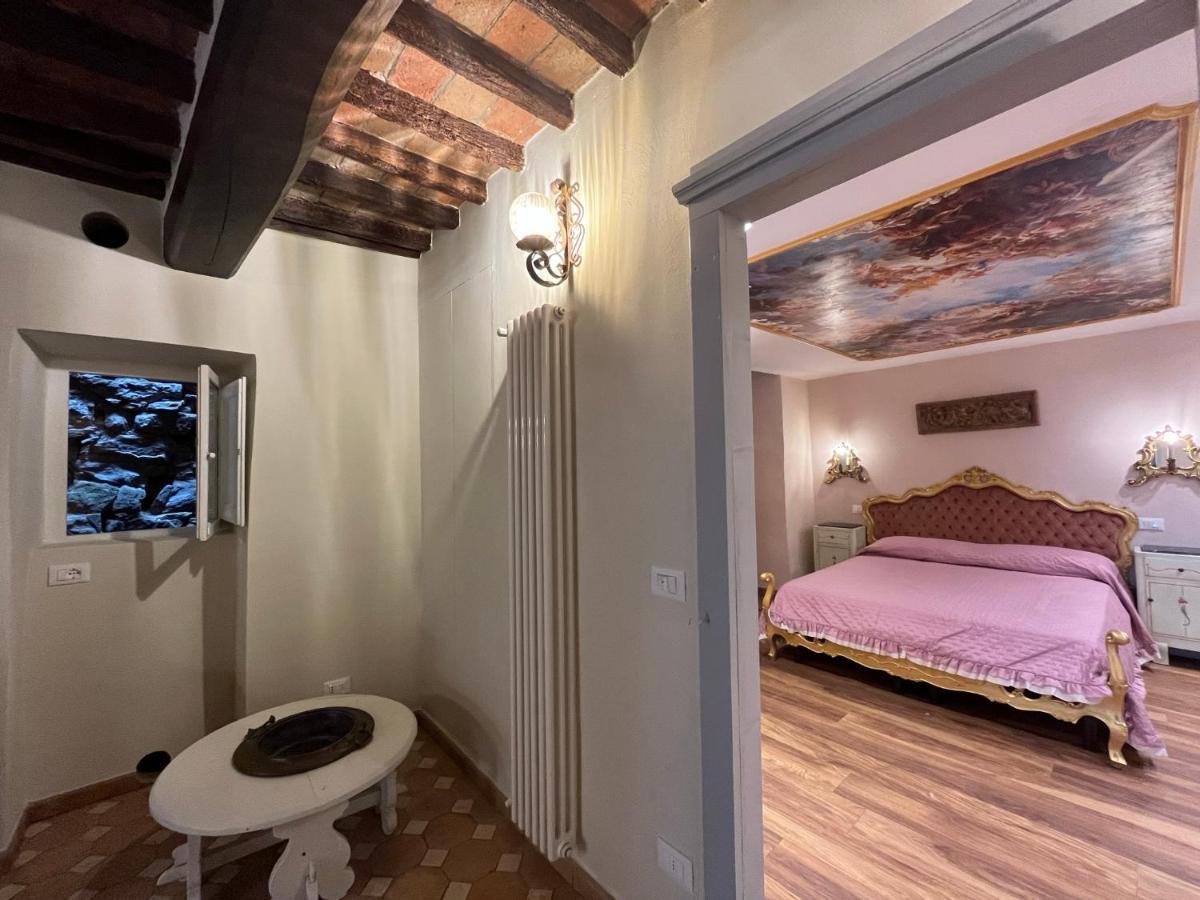 Cortona Suite - The House With Well And The Frescos Palace Εξωτερικό φωτογραφία